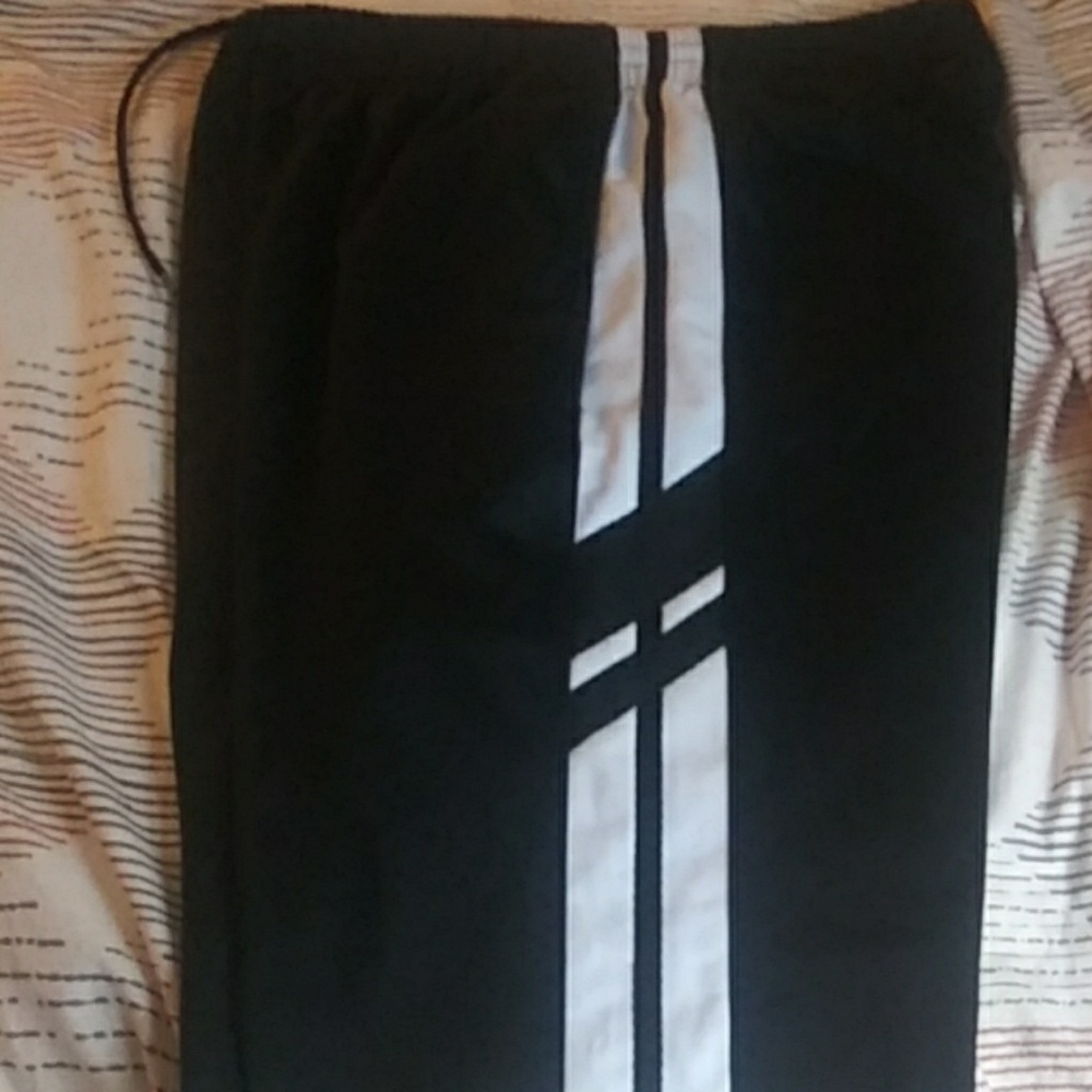 Mens Training pants - Picture 3 of 3